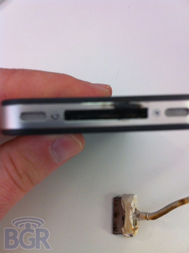 Defective iPhone 4 USB Port Causes Fire?