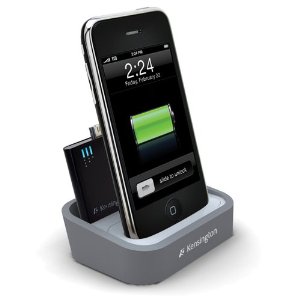 5 iPhone 4 Battery Extenders for Road Warriors