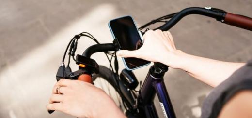 8 Best Bike Mounts for iPhone XS & iPhone XR -